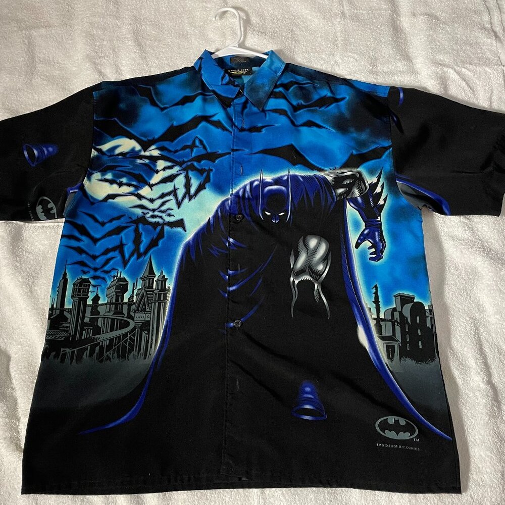 Men's Large (L) Warner Bros Store Batman All Over Print Club Button Down Shirt